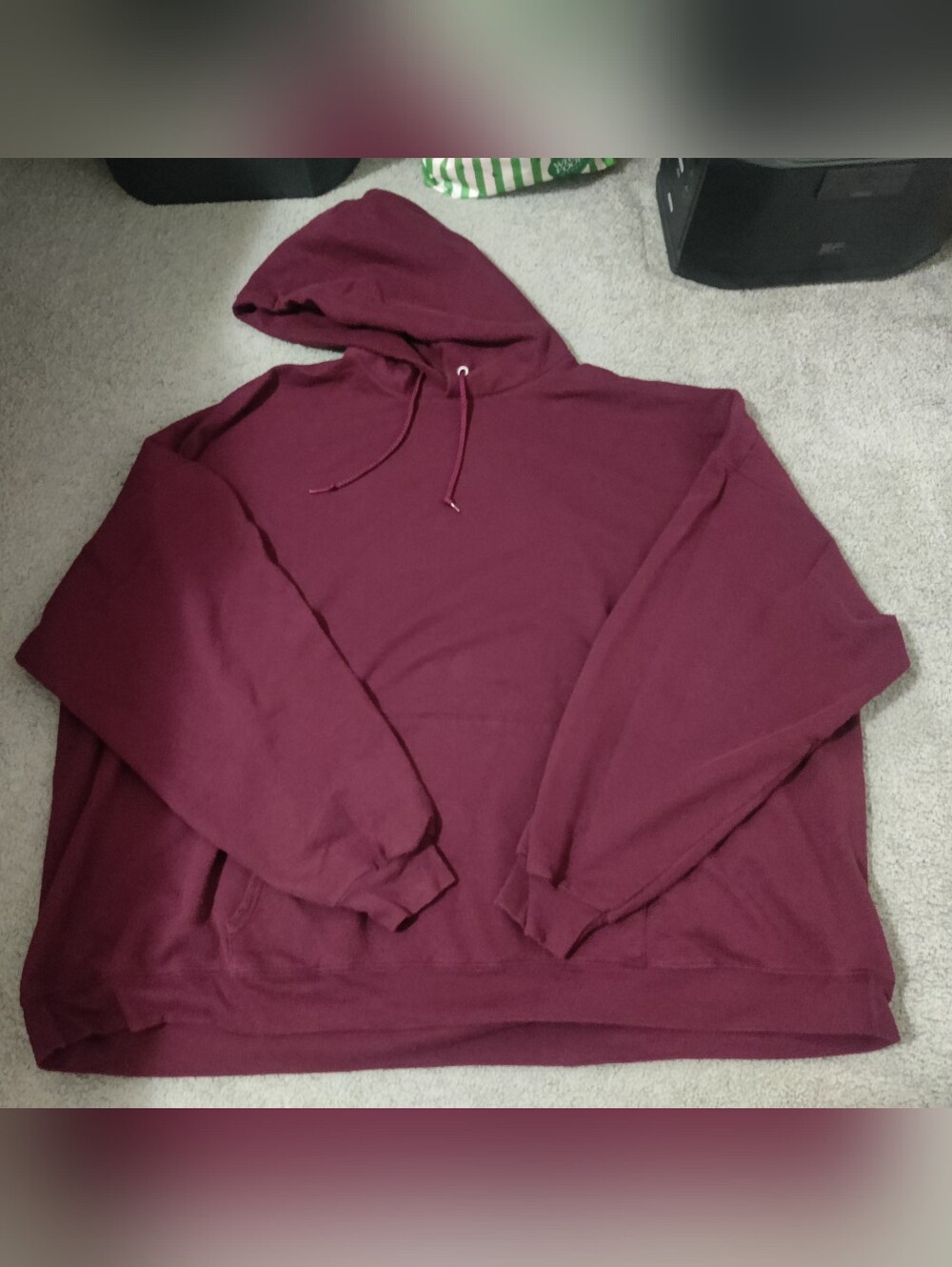 Hanes Men's Maroon Pull-Over Hooded Sweatshirt